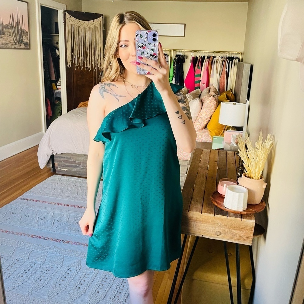 NEW Ann Taylor Green Satin Polka Dot One Shoulder Mini Dress